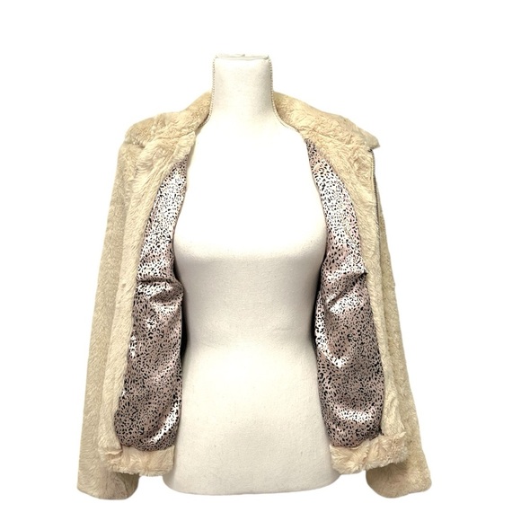 Miss Ashley Petite by 26 International Faux Fur Jacket - NWT - Picture 3 of 5